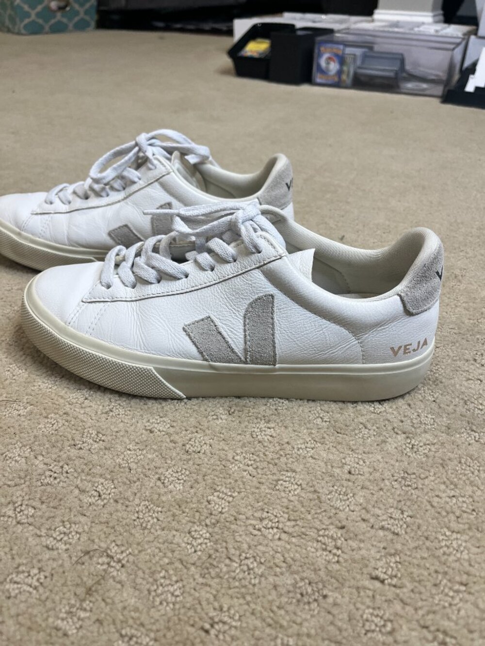 VEJA Esplar Women’s White Leather Sneakers with Suede V Logo US Size 9 EUR 40
